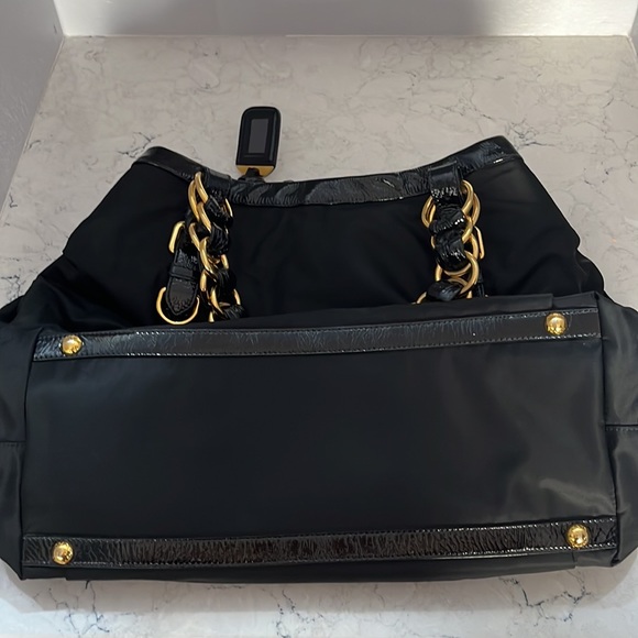 Prada nylon/ patent leather large bag with gold/patent chain handle - Picture 5 of 16